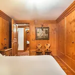 Angiolina Charming R&r Appartement